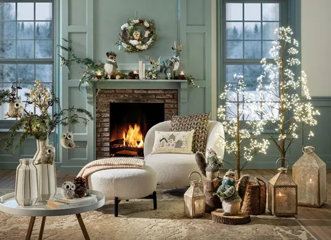 Vetrine natalizie particolari: idee per trasformare il negozio in magia