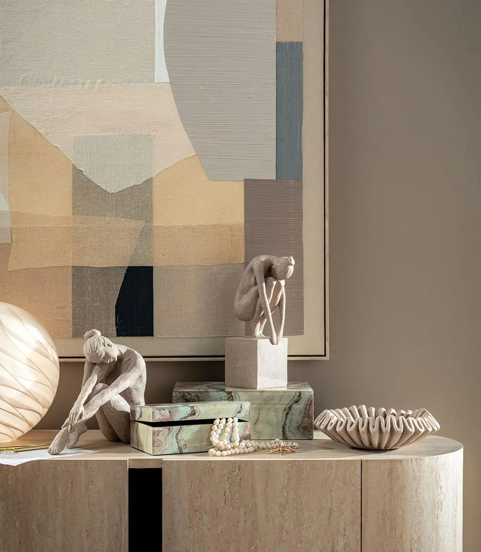 DECORATIVE SCULPTURE