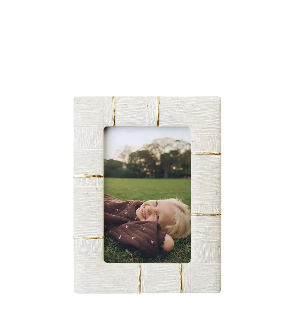 SMALL RECTANGULAR PHOTO FRAME