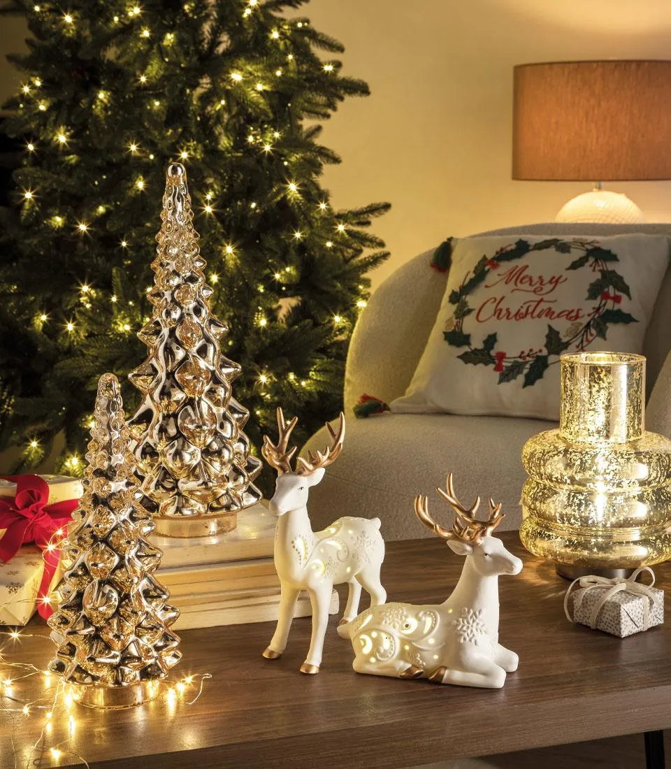 Decorative sitting reindeer