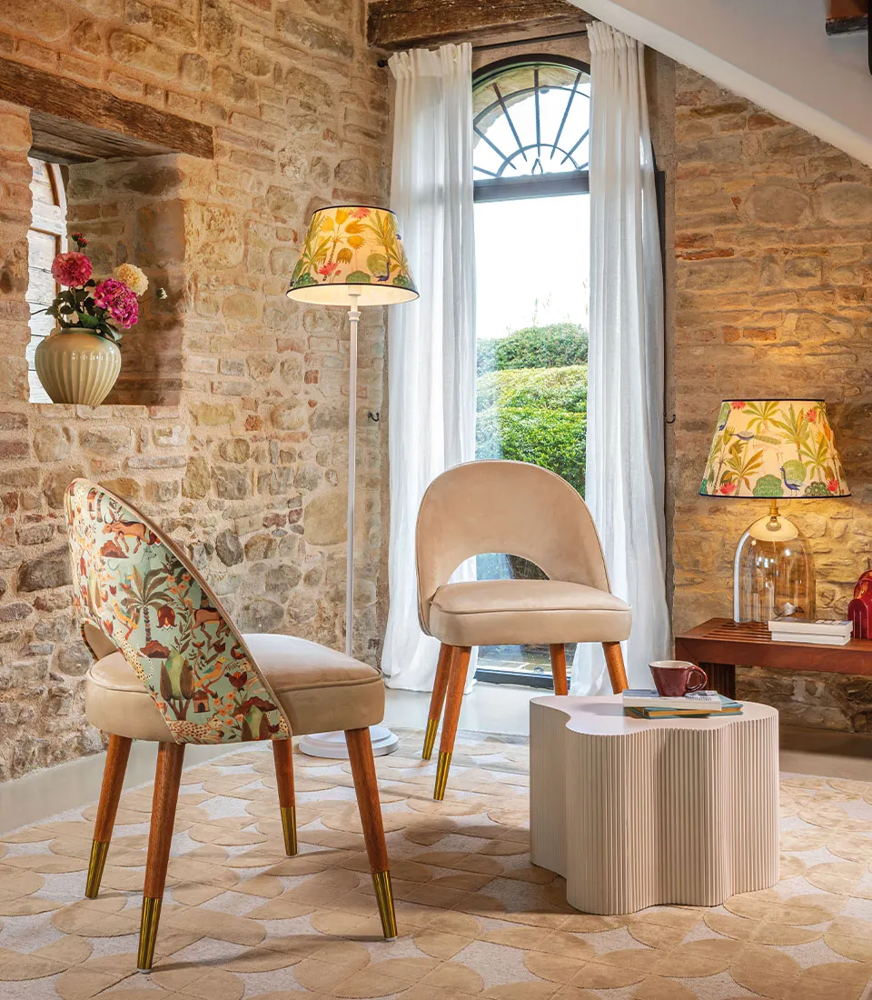 Poltroncina beige e celeste