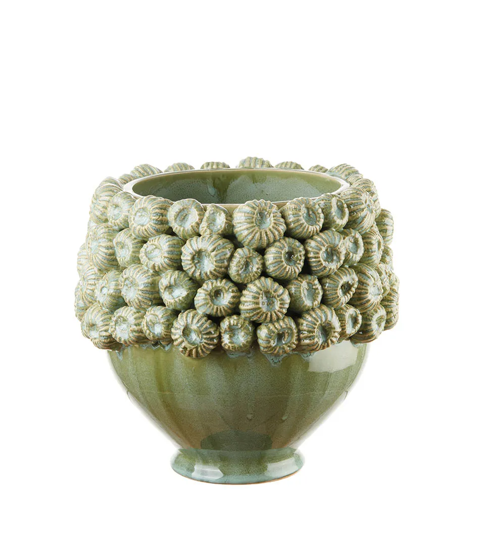 Short vase