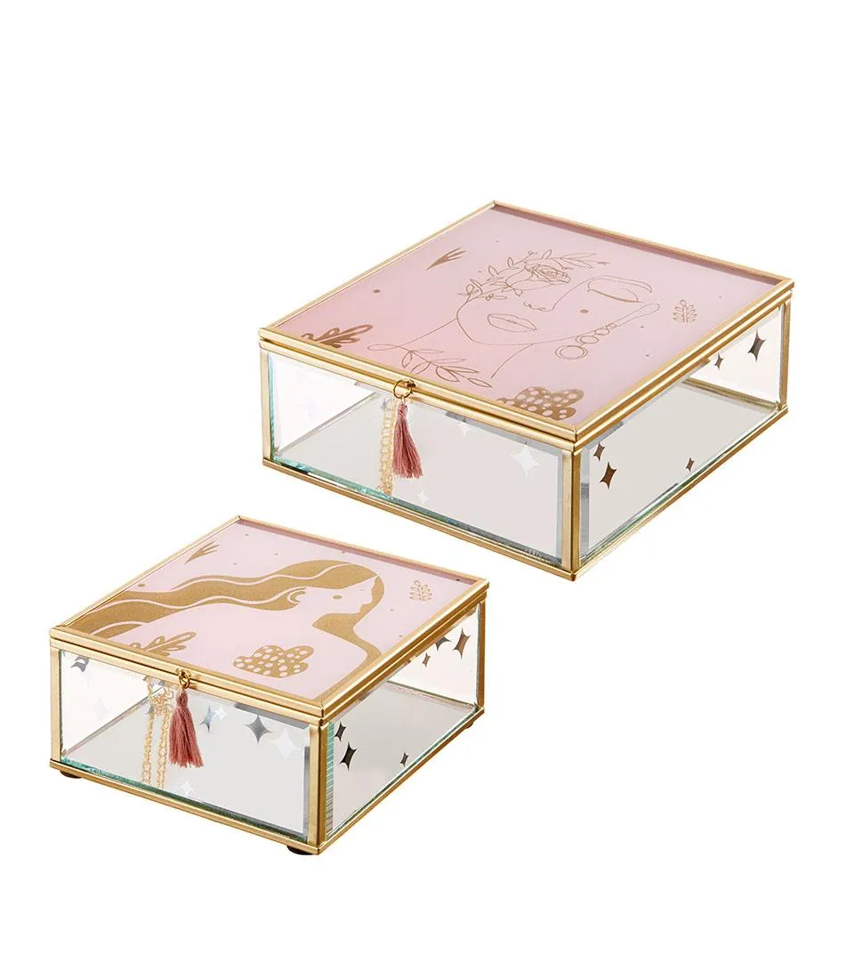 Set of jewelry boxes