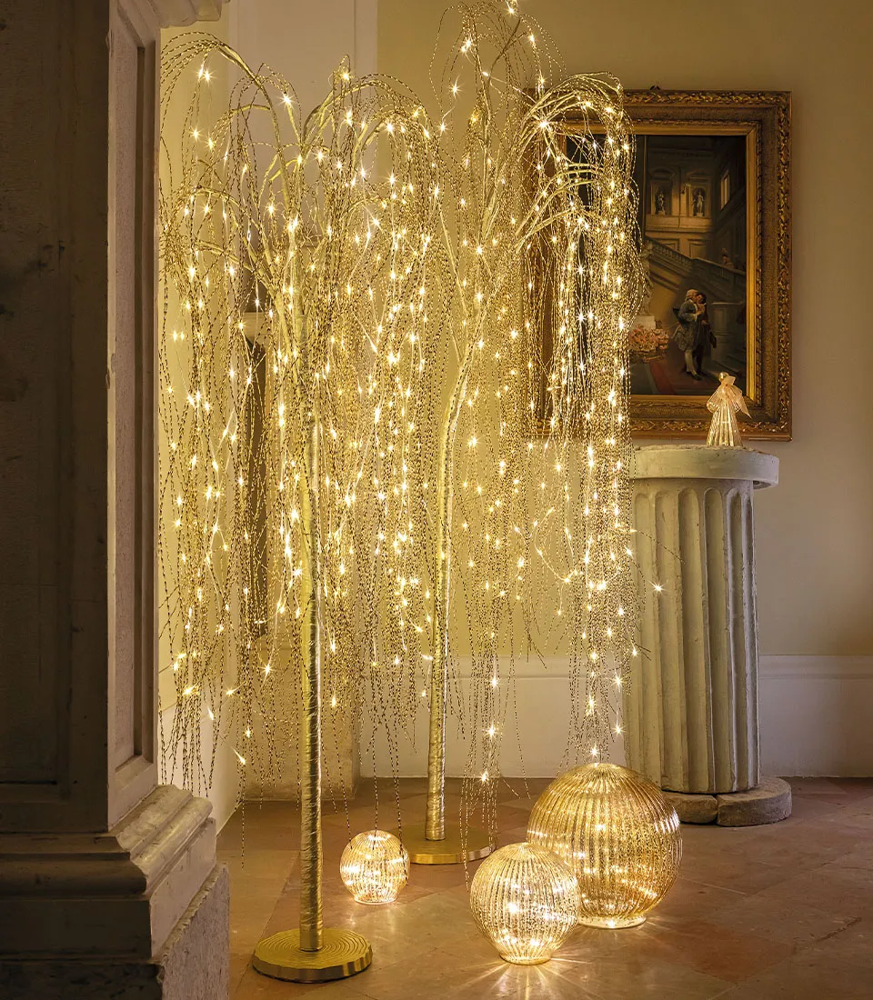 WILLOW, 180H, WITH 360 LEDS