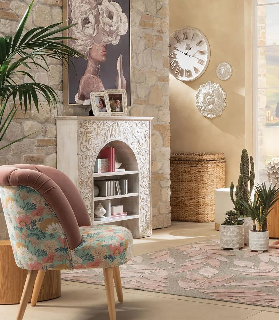 Camino decorativo con mensole