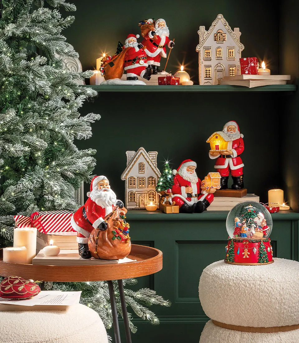 SANTA CLAUS WITH TRAIN WITH LEDS