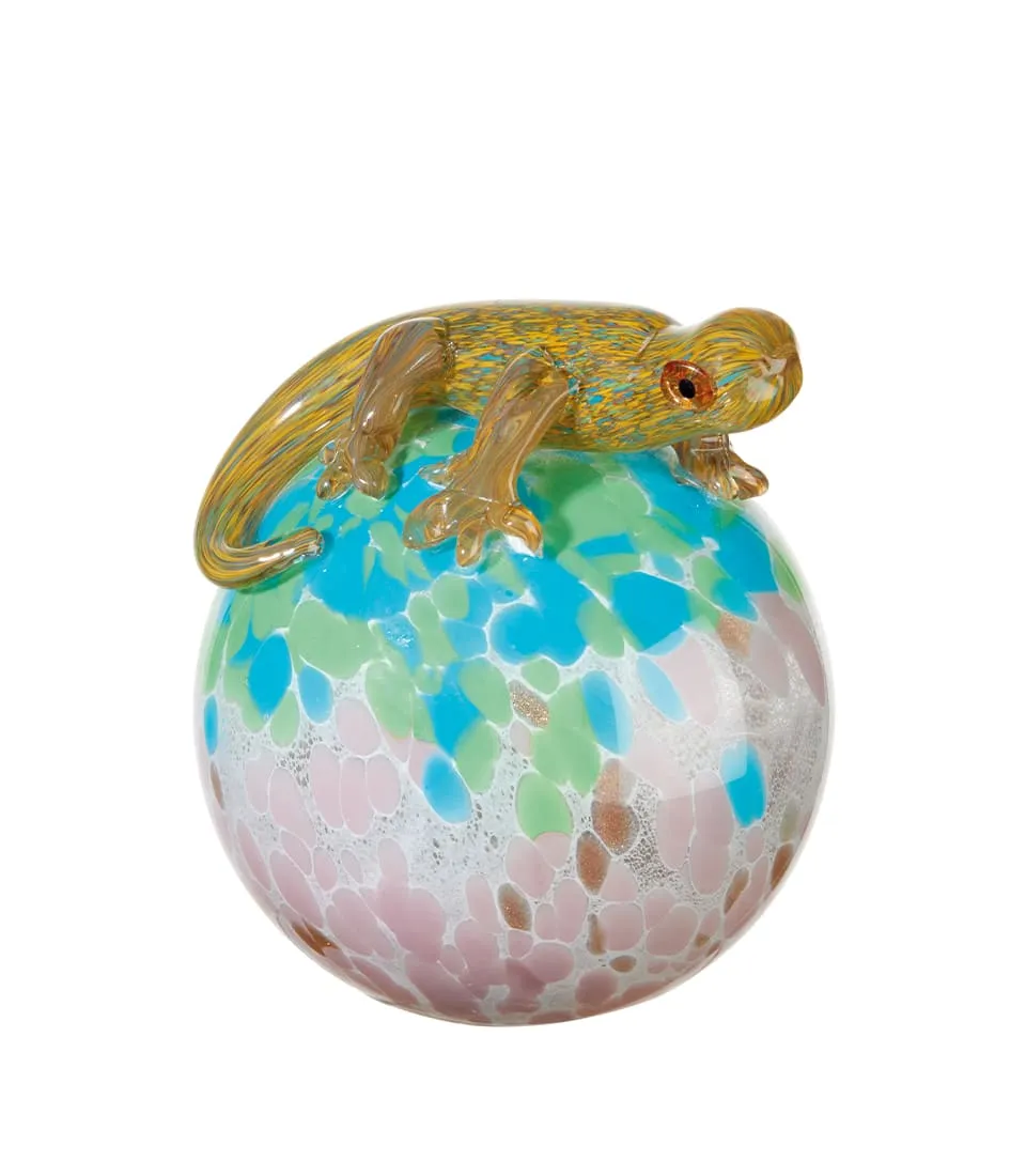 Sphere with gecko, with leds