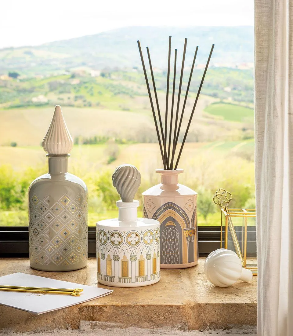 Venezia - Decorative bottle with lid, 0.70 L