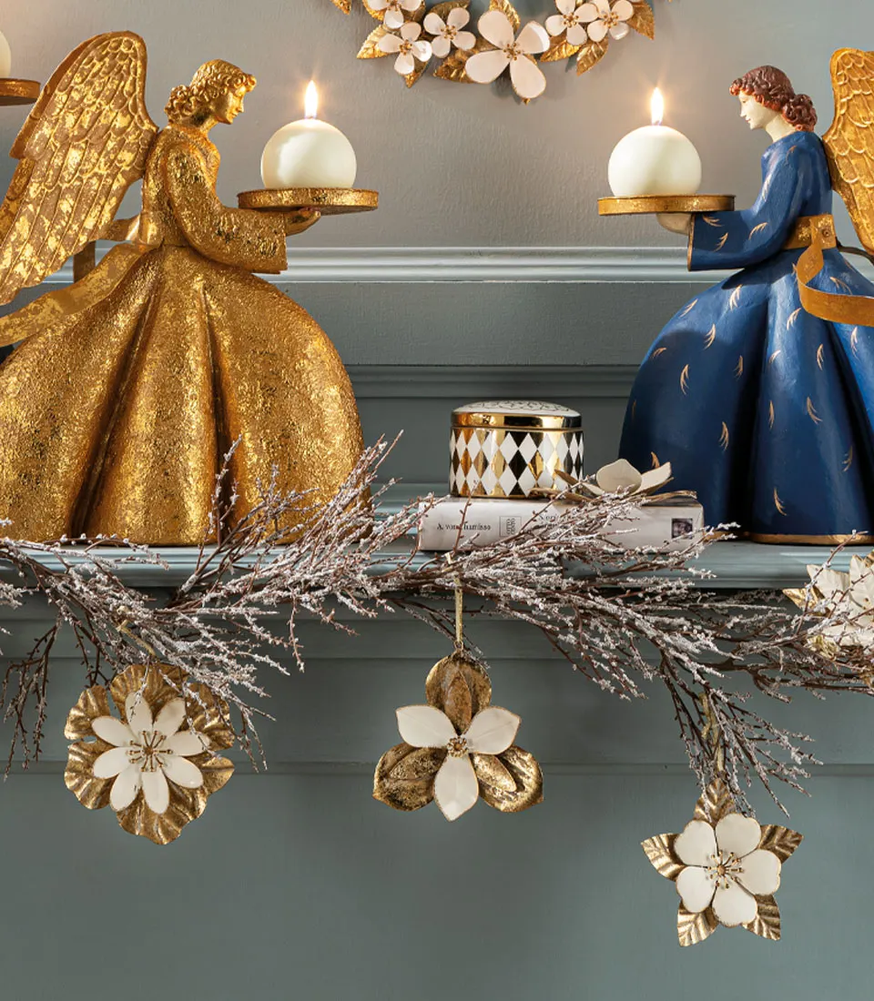 Hanging decoration winter petals