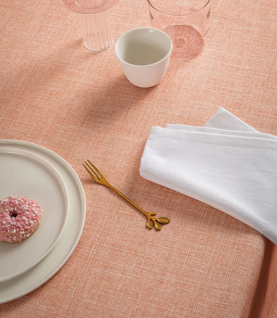 Sale rosa - stain-resistant tablecloth