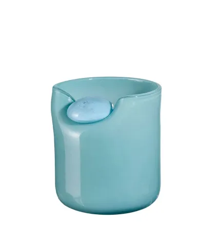 Short vase